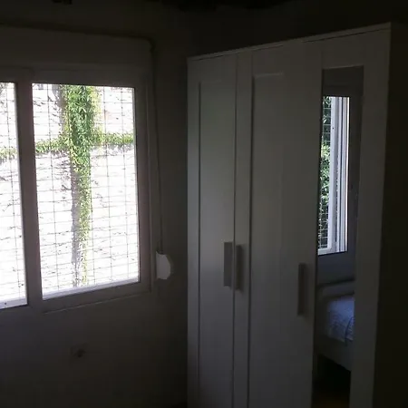 Roxanna House *
